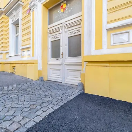 Stylish With Balcony At The National Museum Apartmán *