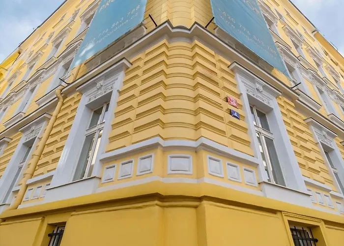 Apartmán De Luxe With Balcony In Angelo By Rentez Praha