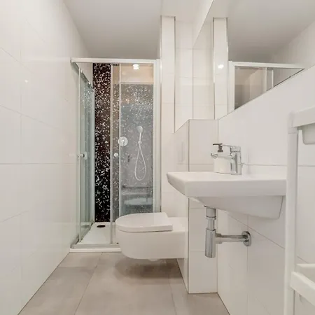 Appartement De Luxe With Balcony In Angelo By Rentez